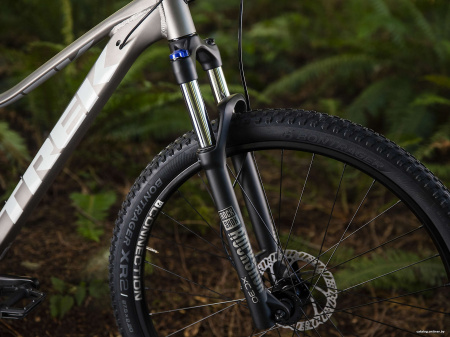 Trek Marlin 7 Women s 27.5 (2019) Trek Marlin 7 Women s 27.5 (2019)
